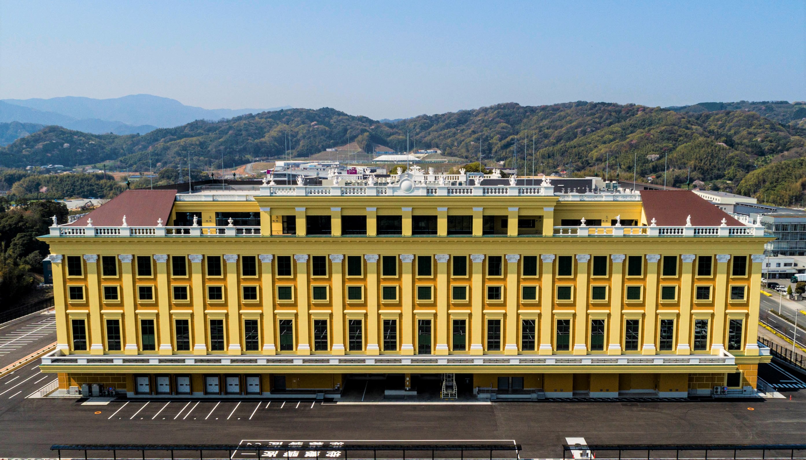 新 日本食 工場 研 日本食研HD、第2の宮殿工場「シェーンブルン」が稼働 グループ最大生産能力