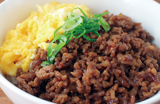 そぼろ丼